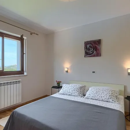 Holiday home Alba Motovun