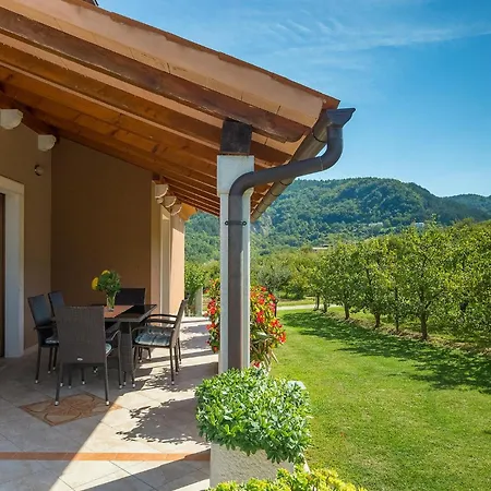 بيت للعطل Alba