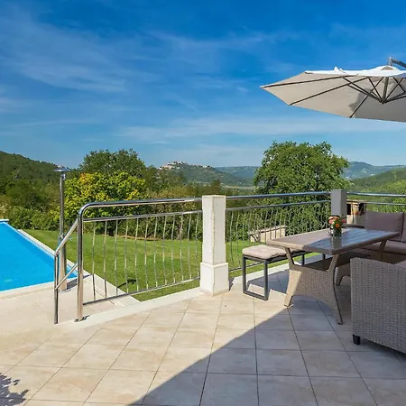 بيت للعطل Alba